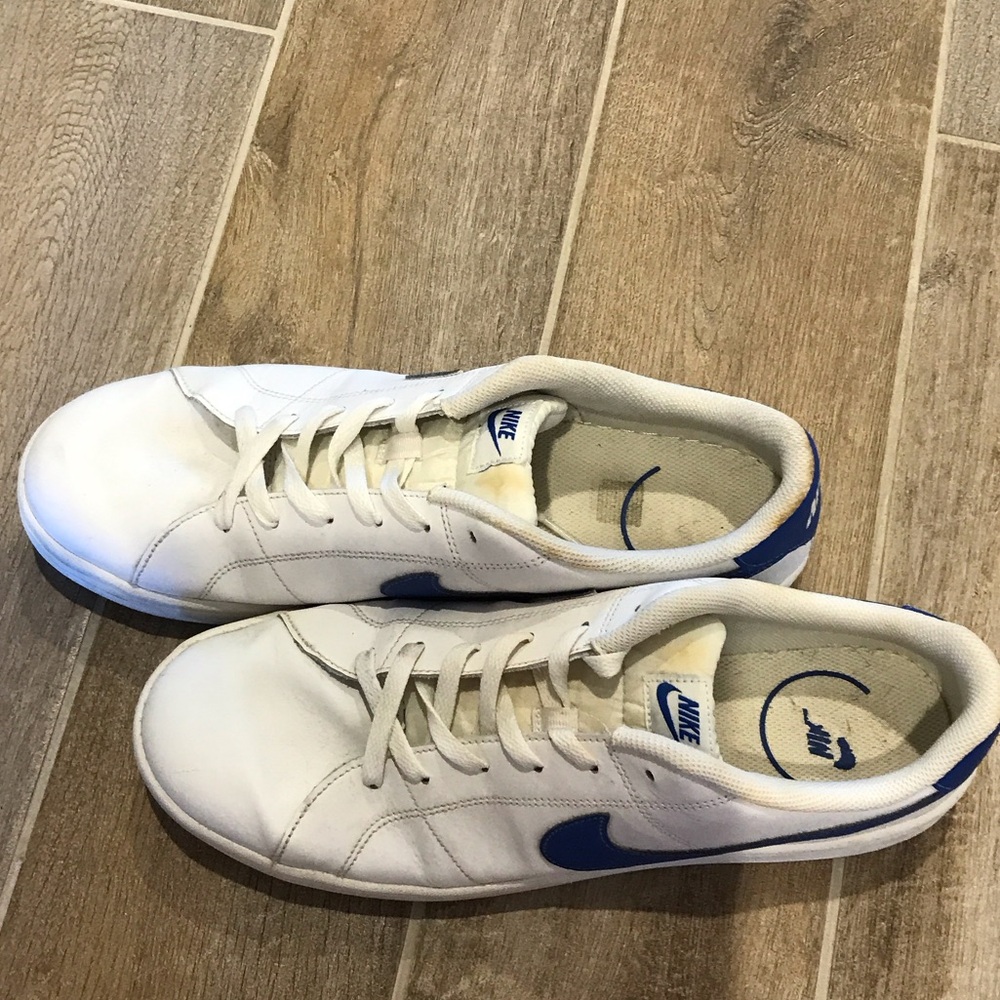 Nike Court Royale 2 size 12